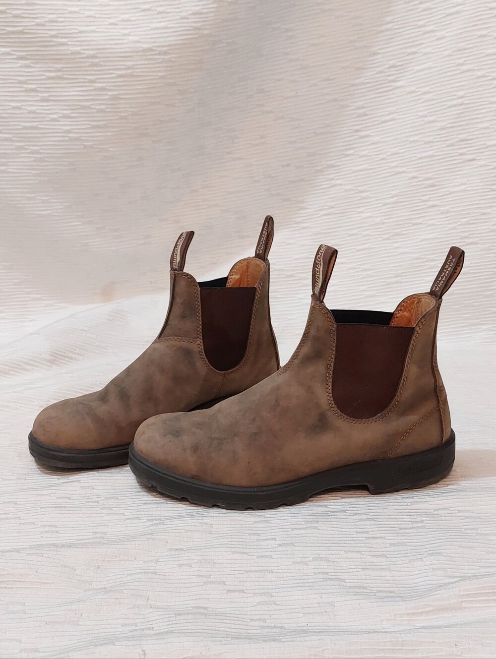 Blundstone Brown Chelsea Boots with Dark Elastic Panels Size 9.5